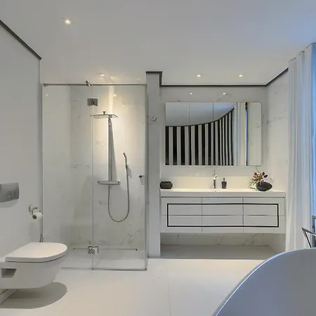 Mademoiselle ホテル