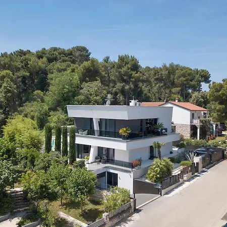 ホテル Mademoiselle