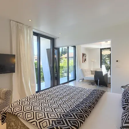 Otel Mademoiselle